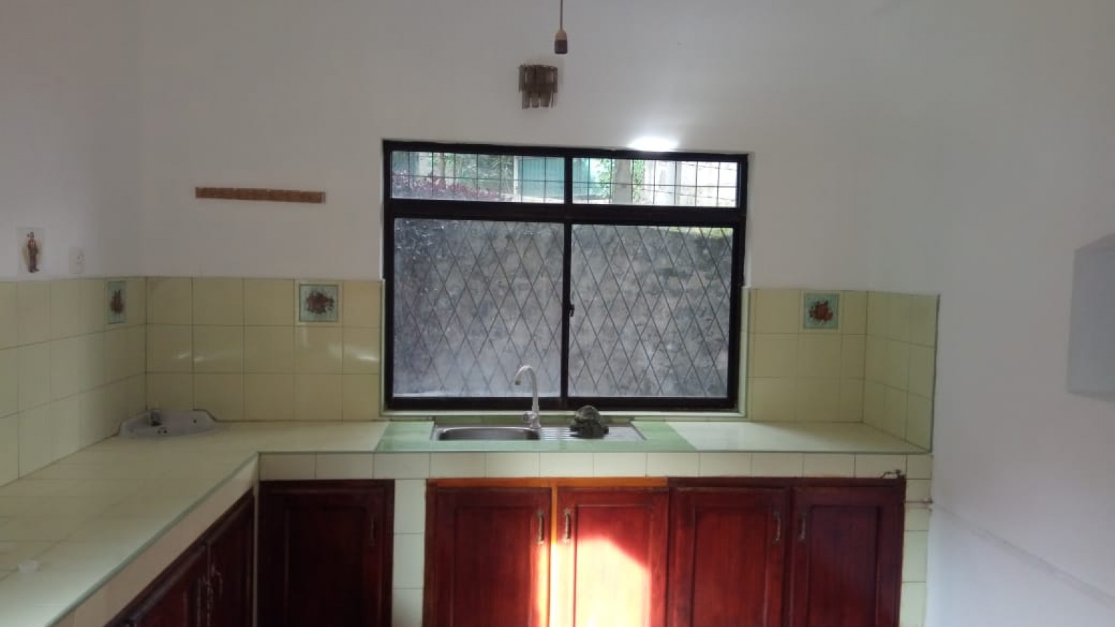 Lumbini Mawatha, Lewalla, Lewalla, Kandy, ,House,For Rent,Lumbini Mawatha, Lewalla,1098