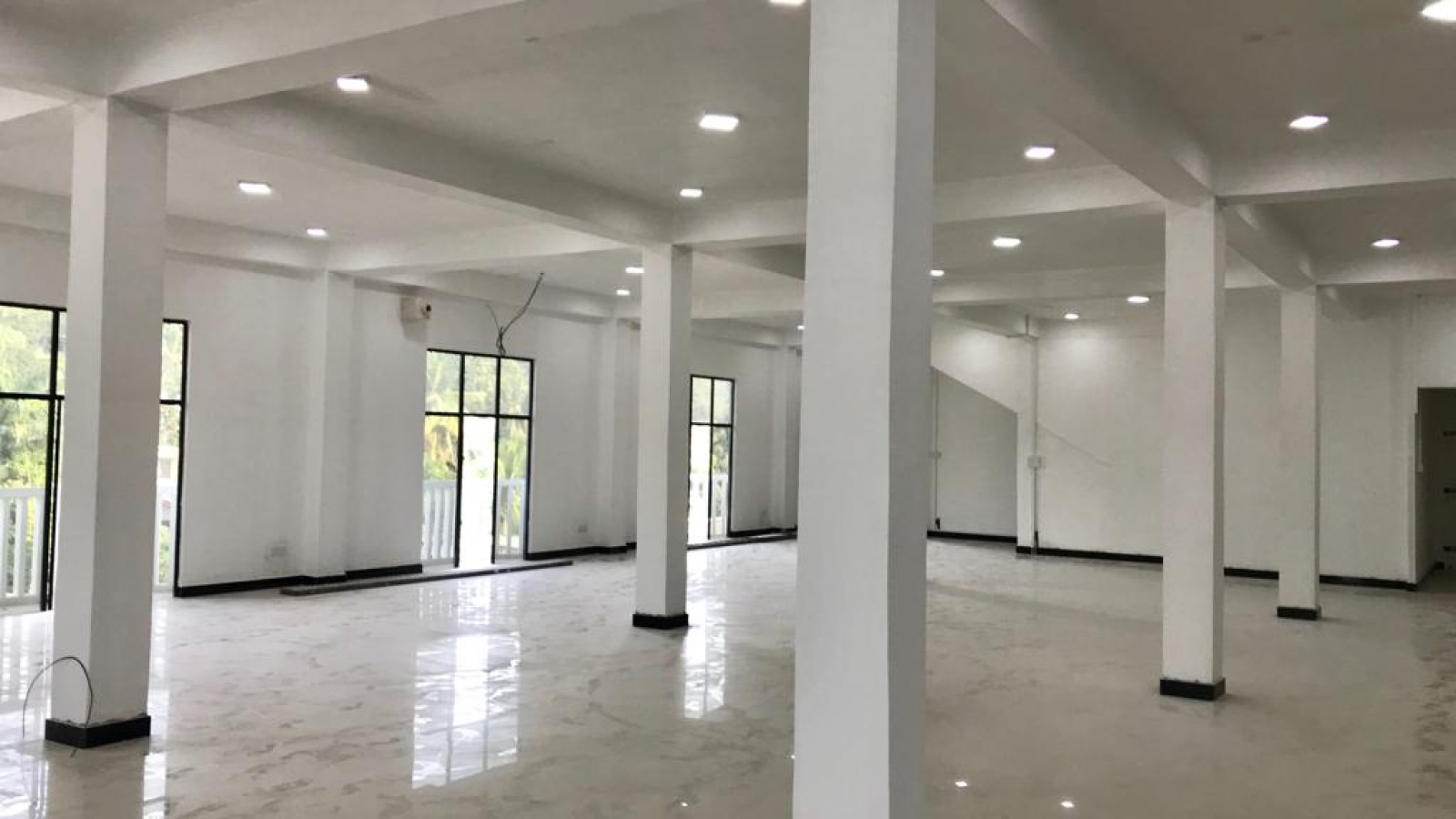 Kandy, Kandy, 3 Rooms Rooms,15 BathroomsBathrooms,Office,For Rent,1101