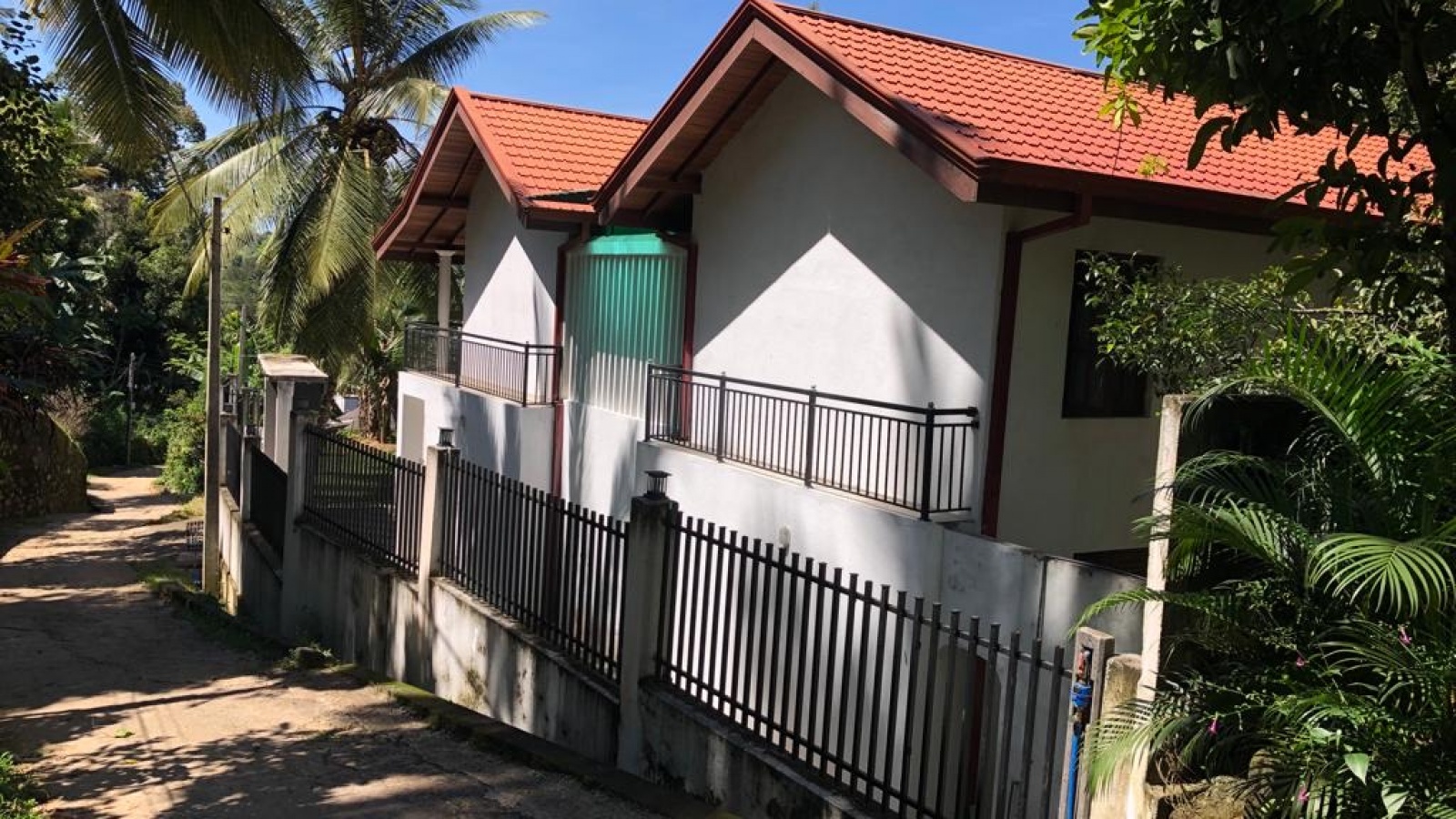 Elugoda, Peradeniya, Peradeniya, Kandy 20400, ,House,For sale,Elugoda, Peradeniya,1119