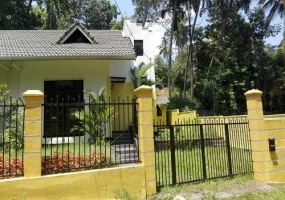 Peradeniya,Kandy 20400,House,1077